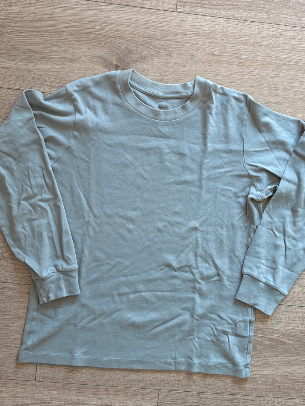 UNIQLO Supima Cotton Light Grey Long Sleeve Crew Neck T-Shirt Men’s XS
